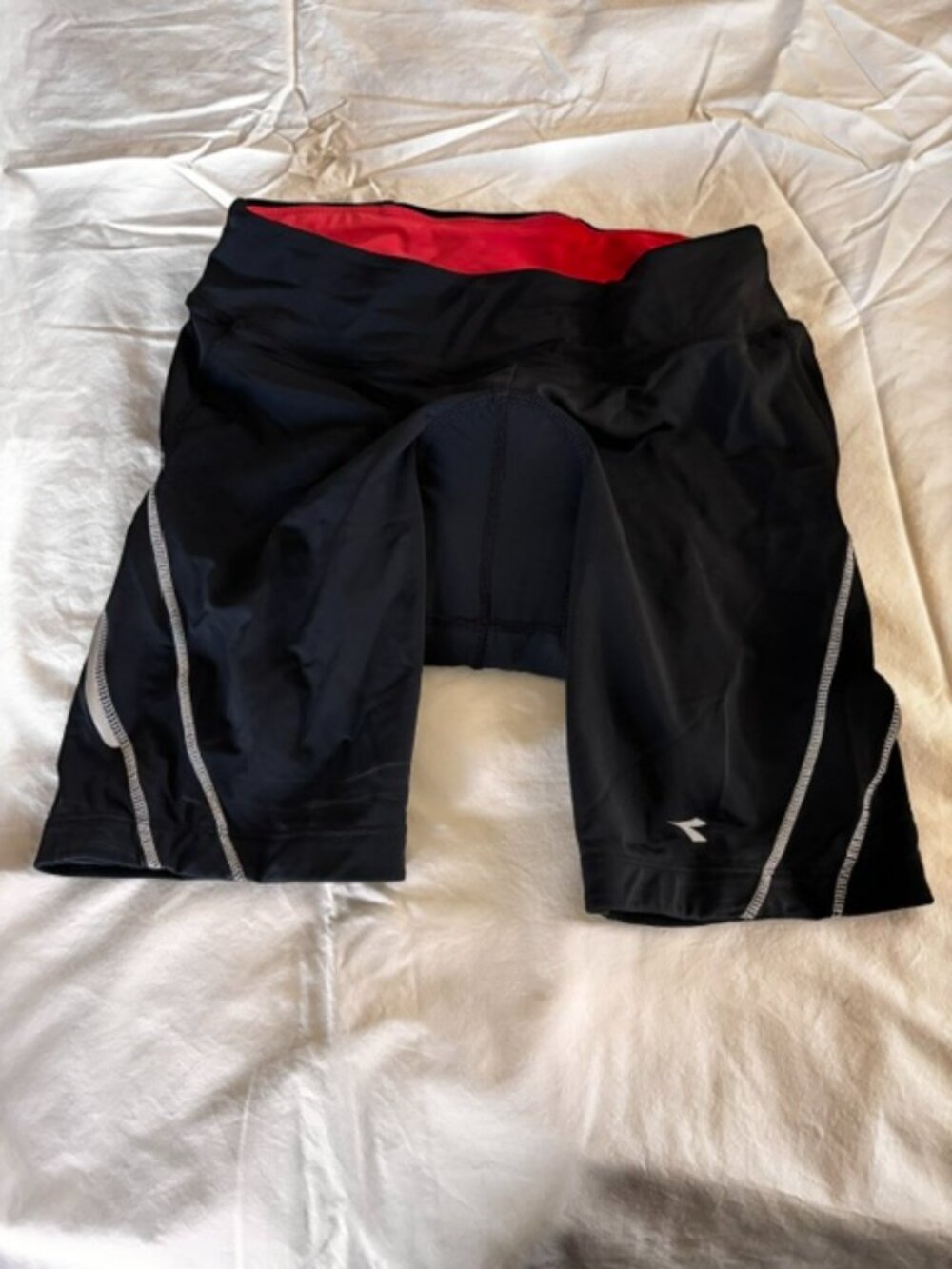 Diadora black and pink cycling shorts - medium